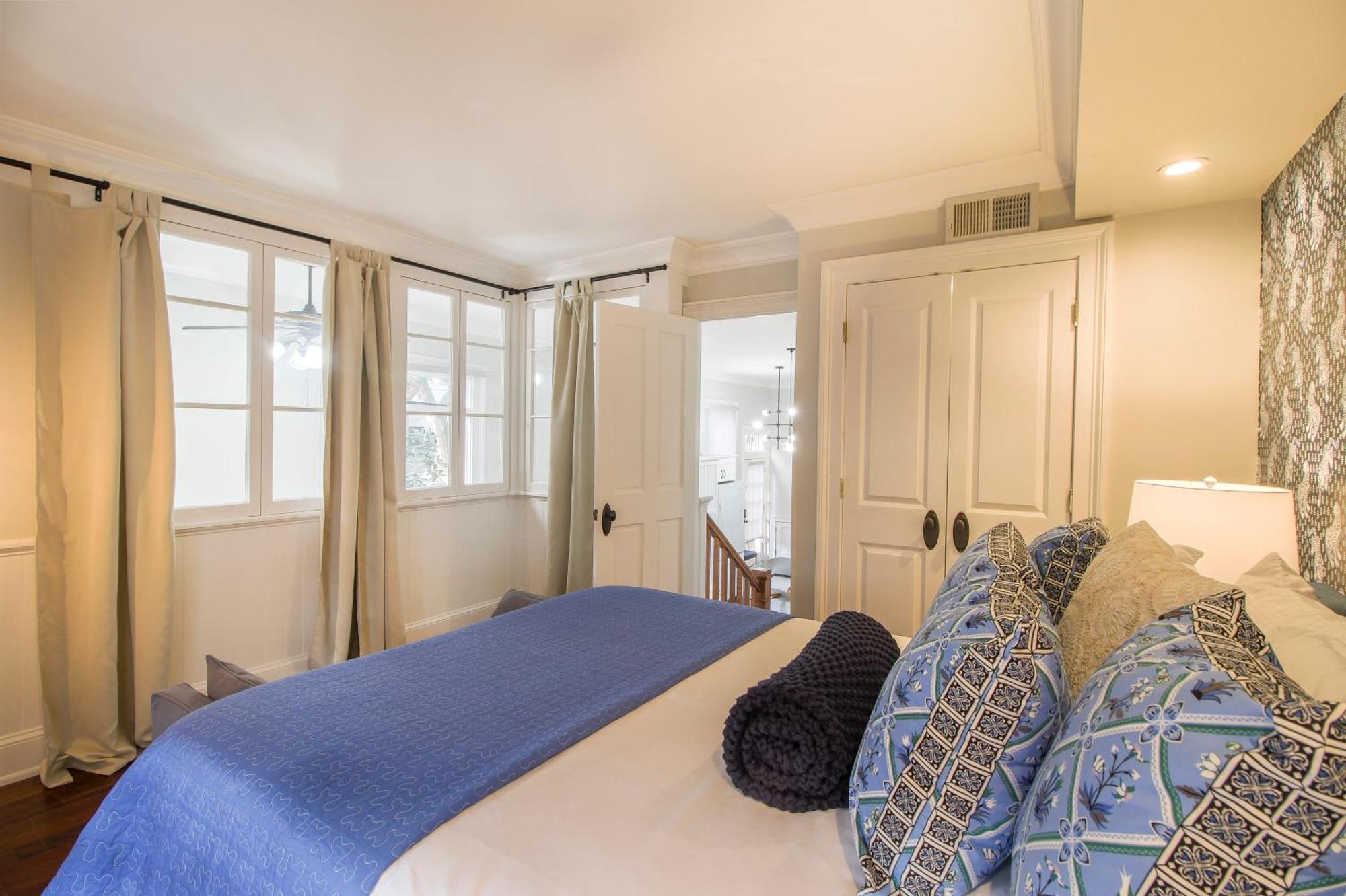Walk To It All In Downtown, Double King Beds Savannah Exterior foto